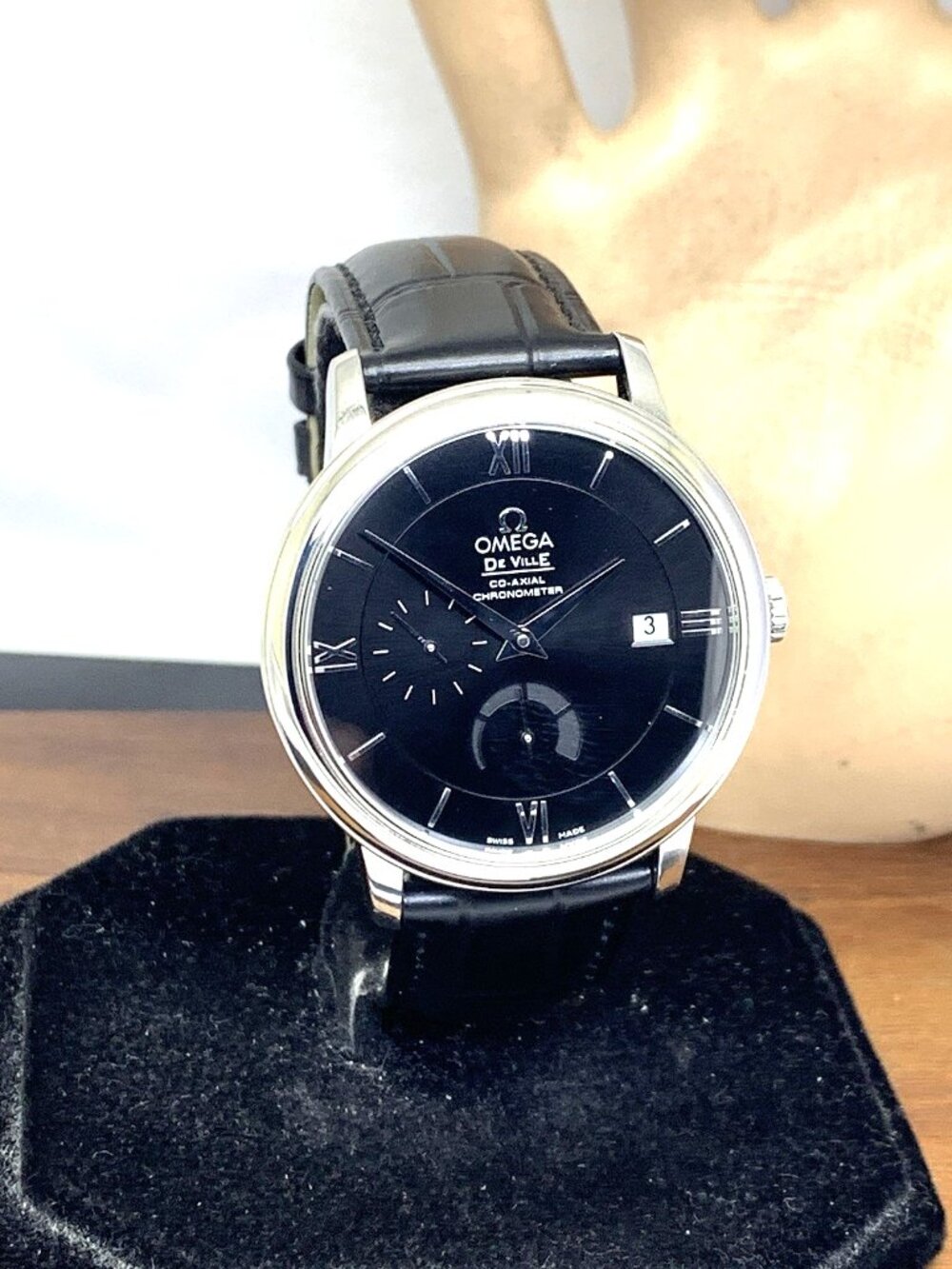 Omega De Ville Prestige Men's Watch Swiss Automatic Black Dial Leather 39.5mm